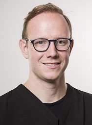 Headshot of Adam Green, MD, MBA