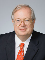 Headshot of Roland Schwarting, MD